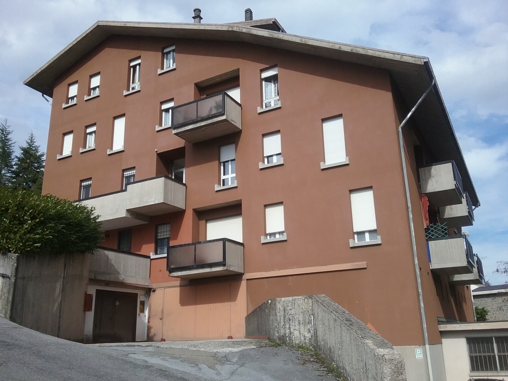 Esterno,-edificio-20160330_155015.jpg