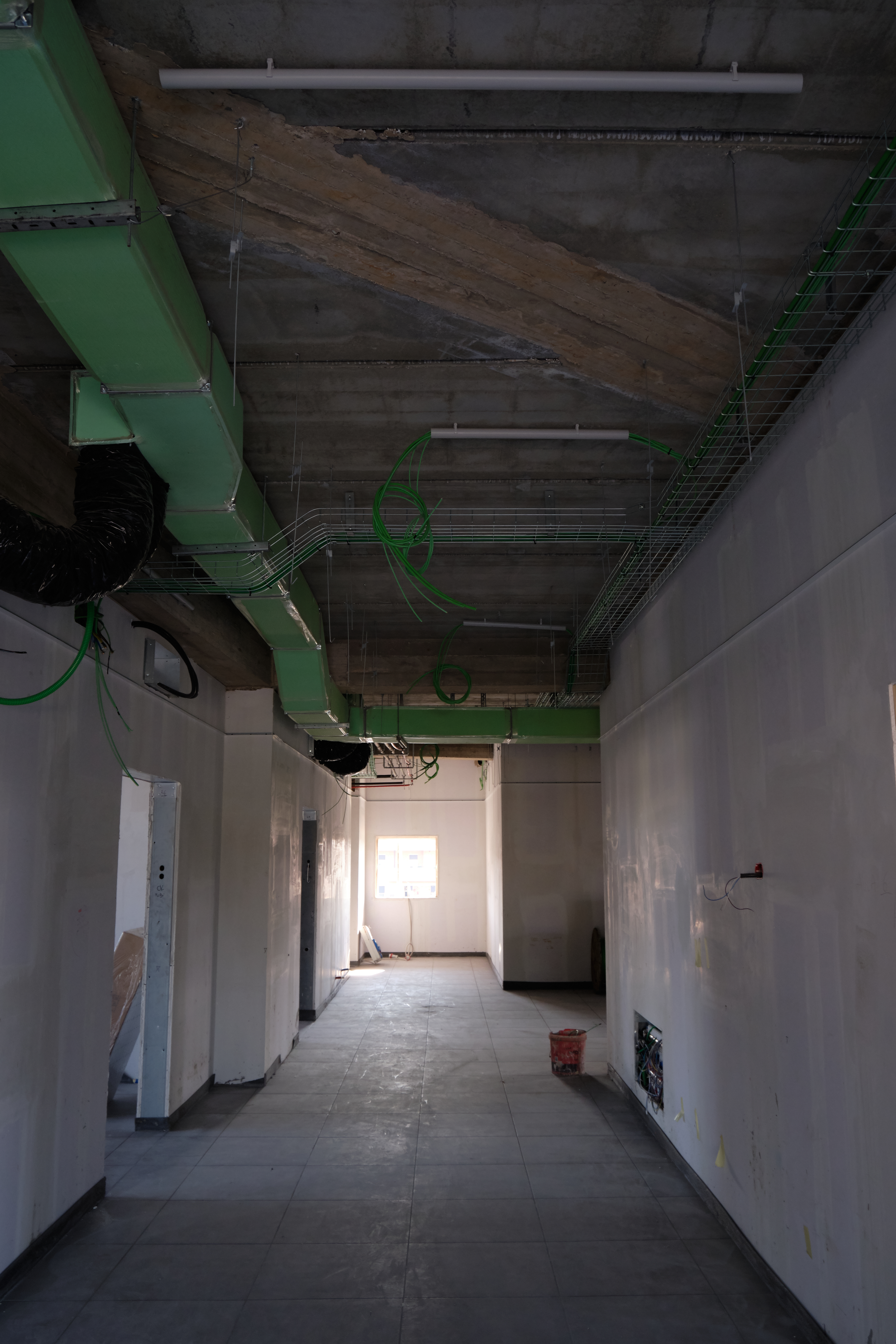 Realizzazione Impianti Elettrici e Meccanici Istituto Selmi e Corni 57