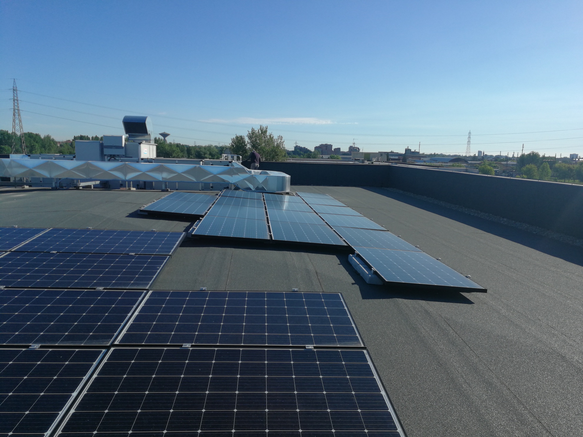 Realizzazione Impianti Elettrici e Meccanici Istituto Selmi e Corni 61